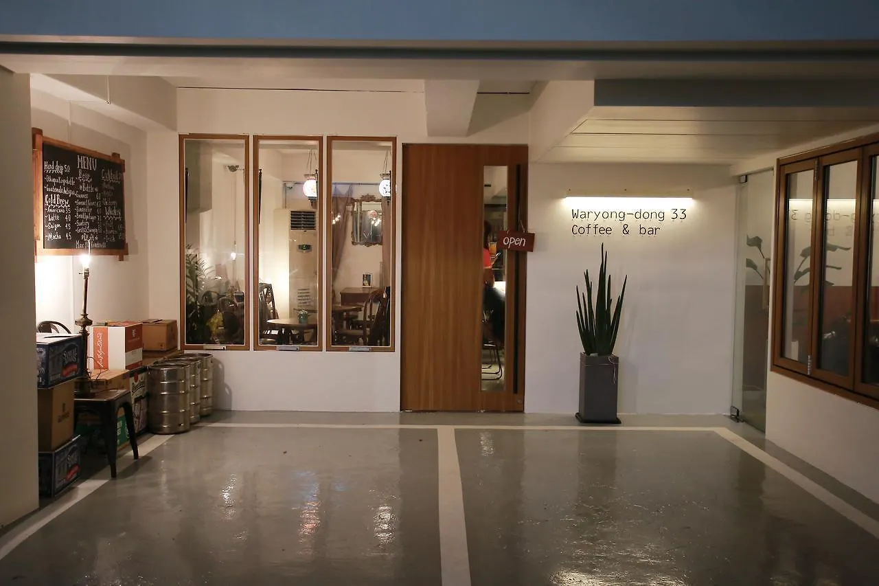 Ultari Hostel Jongno Сеул