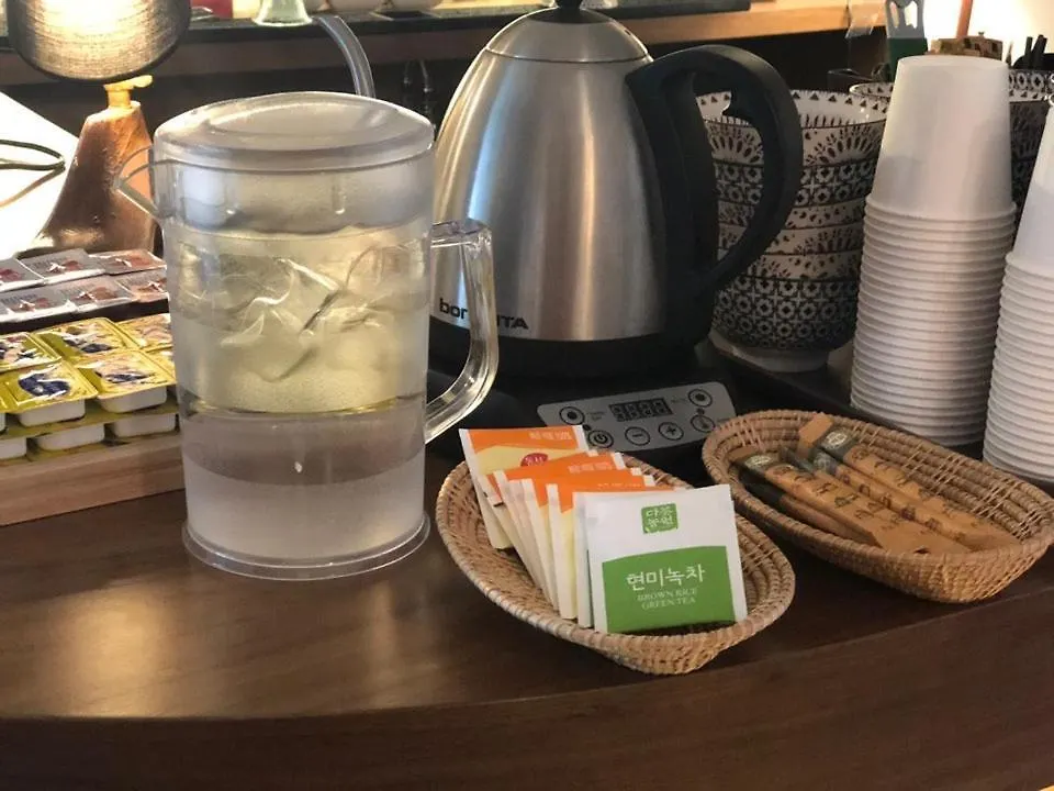 Ultari Hostel Jongno Сеул